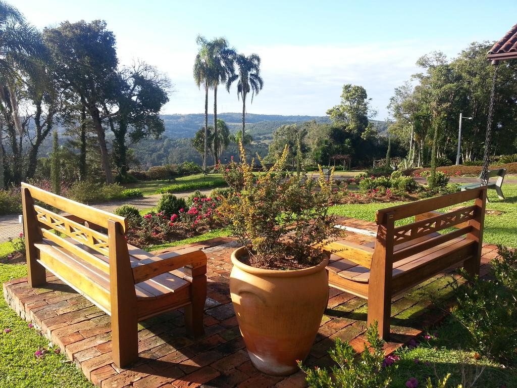 Hotel Vila Verde โนวา เปโตรโปลิส ภายนอก รูปภาพ