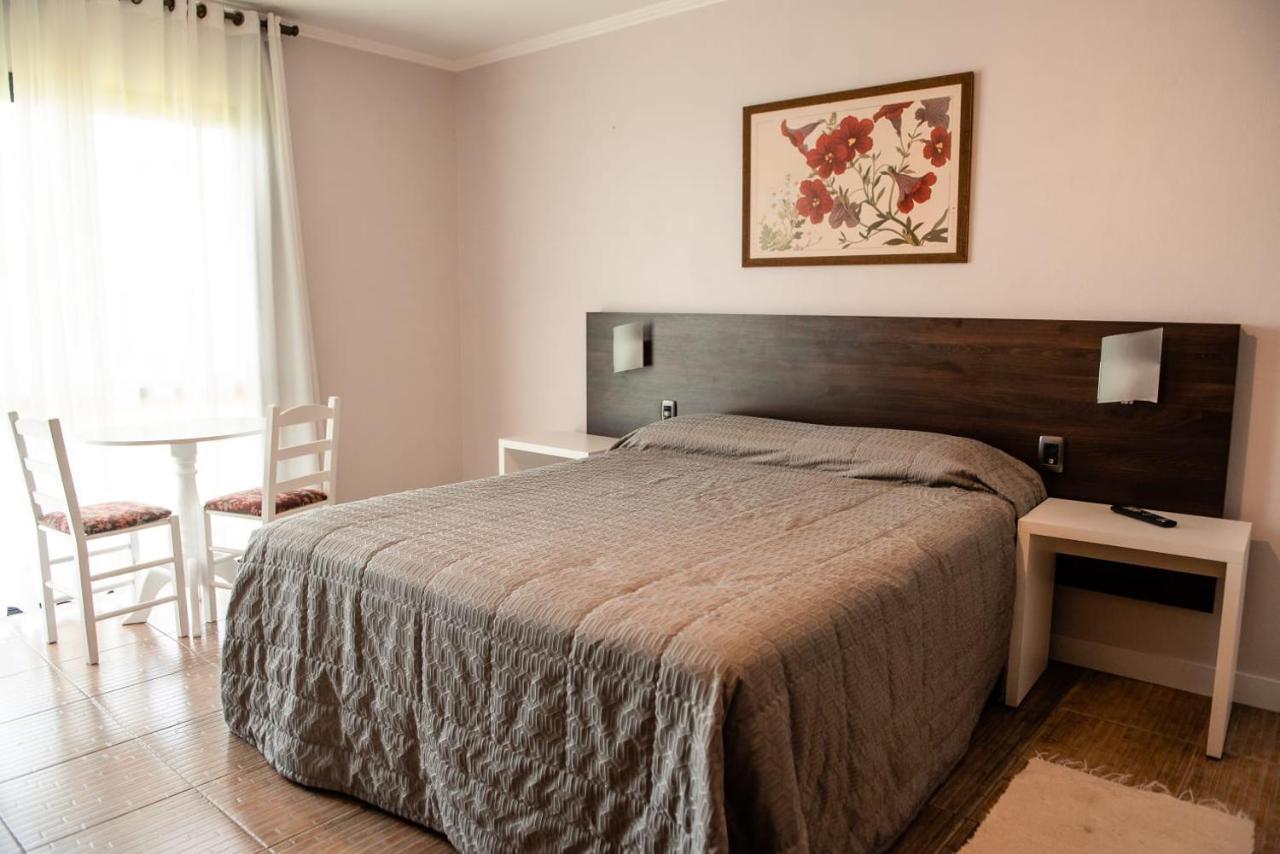 Hotel Vila Verde โนวา เปโตรโปลิส ภายนอก รูปภาพ